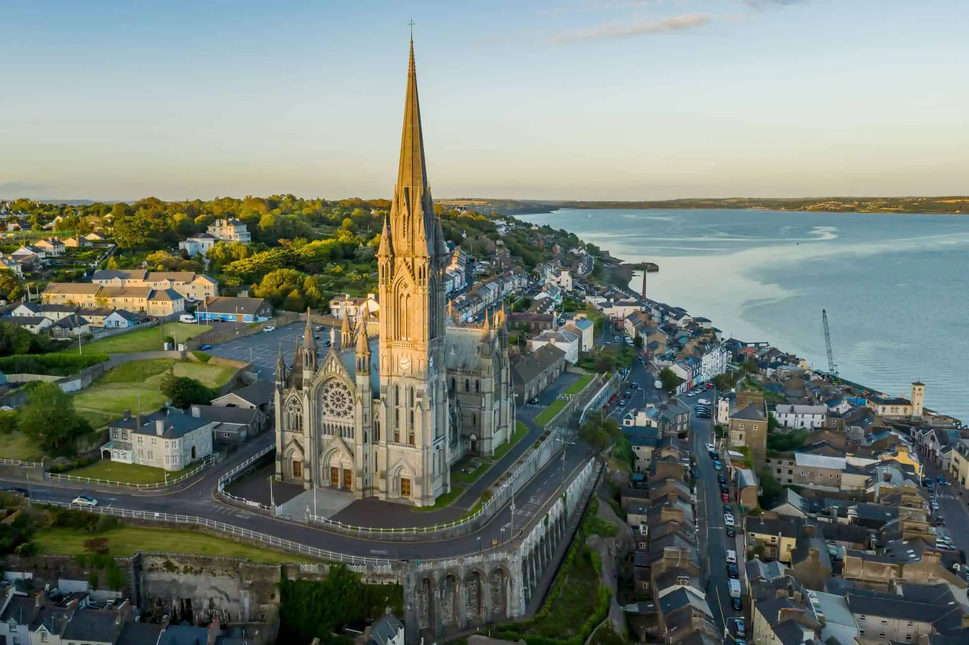 Catedral de St. Colman de Cobh Cork Irlanda