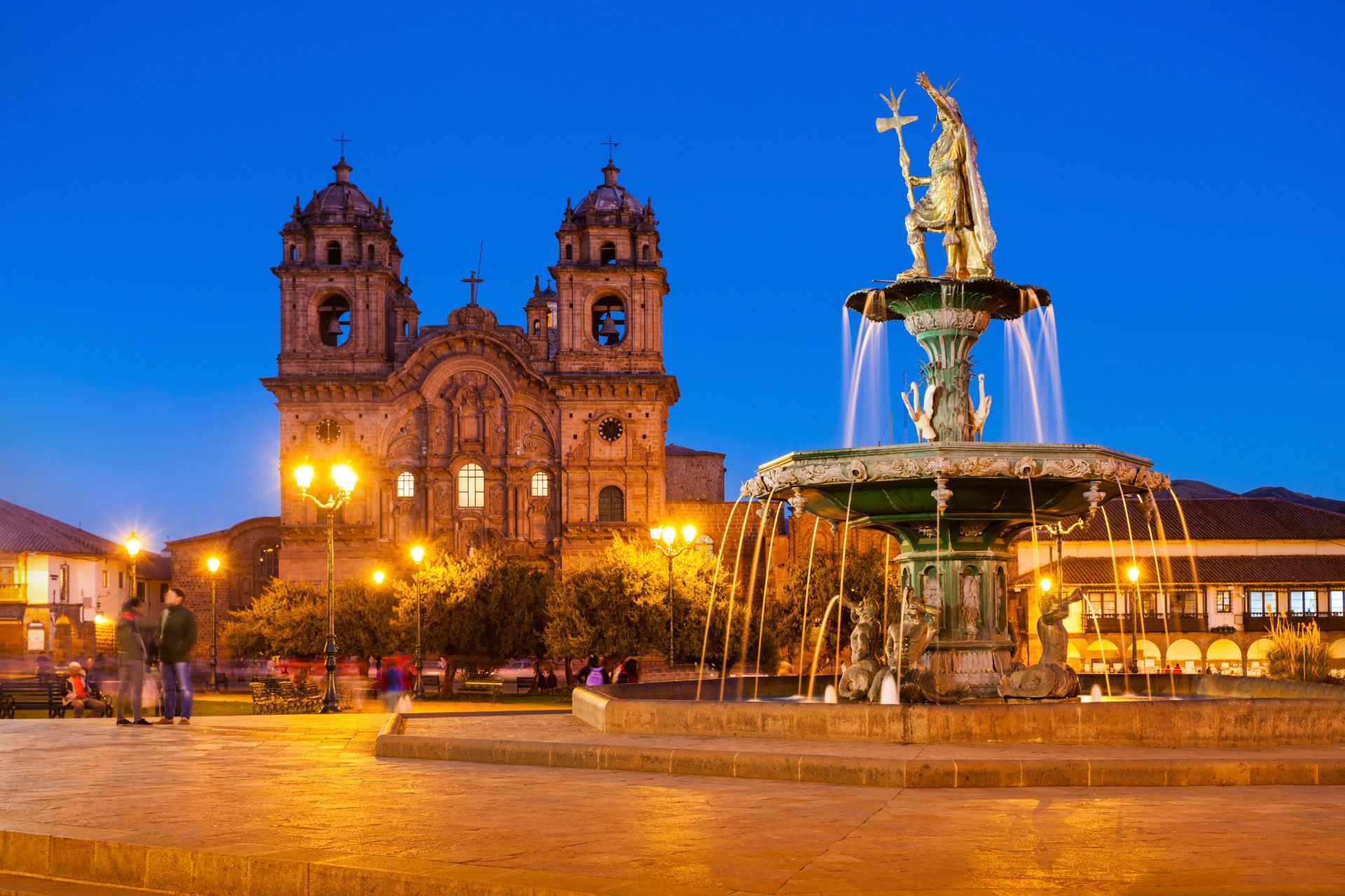 La Plaza de Armas es una plaza céntrica de Cuzco