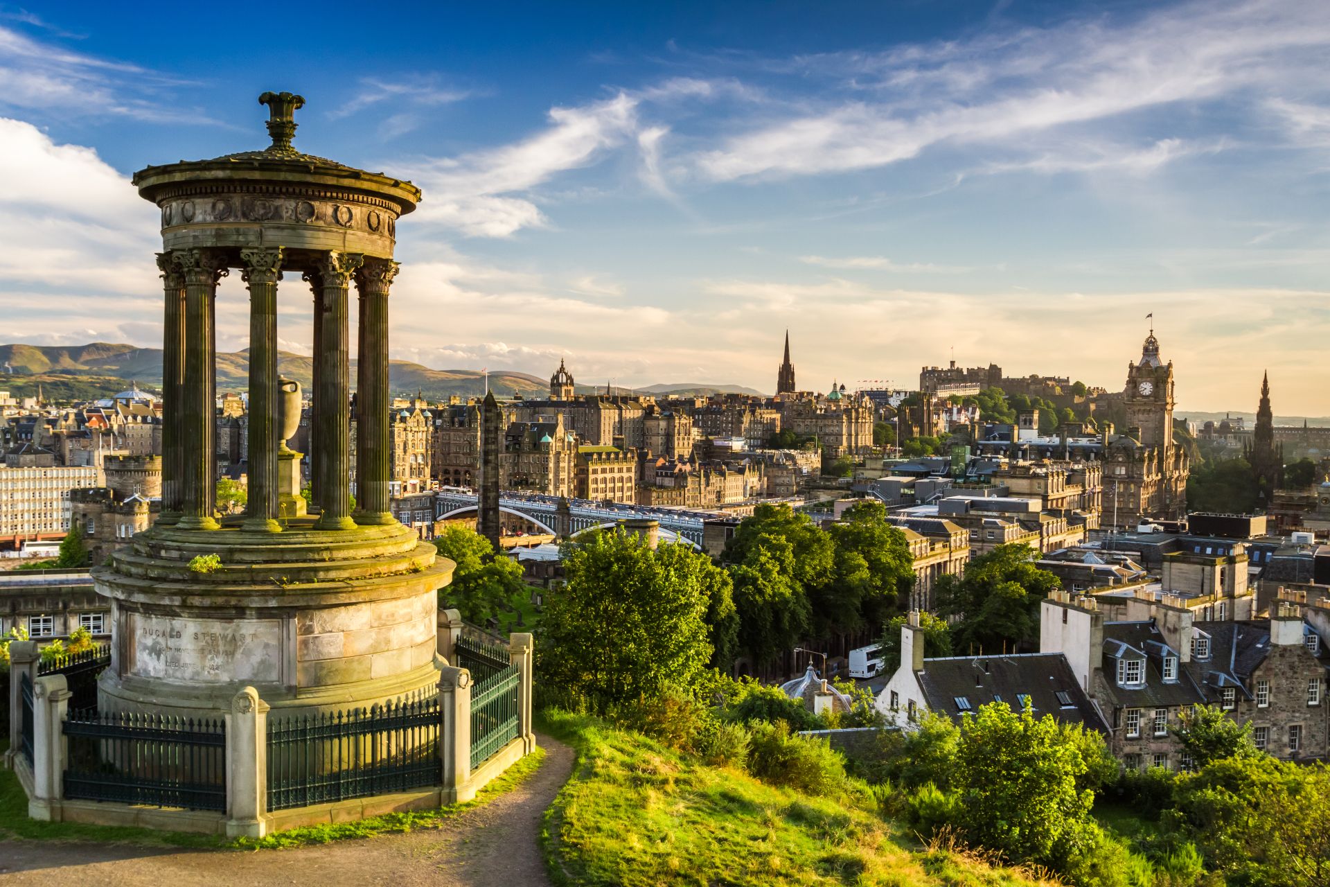 Beautiful views of the city of Edinburgh