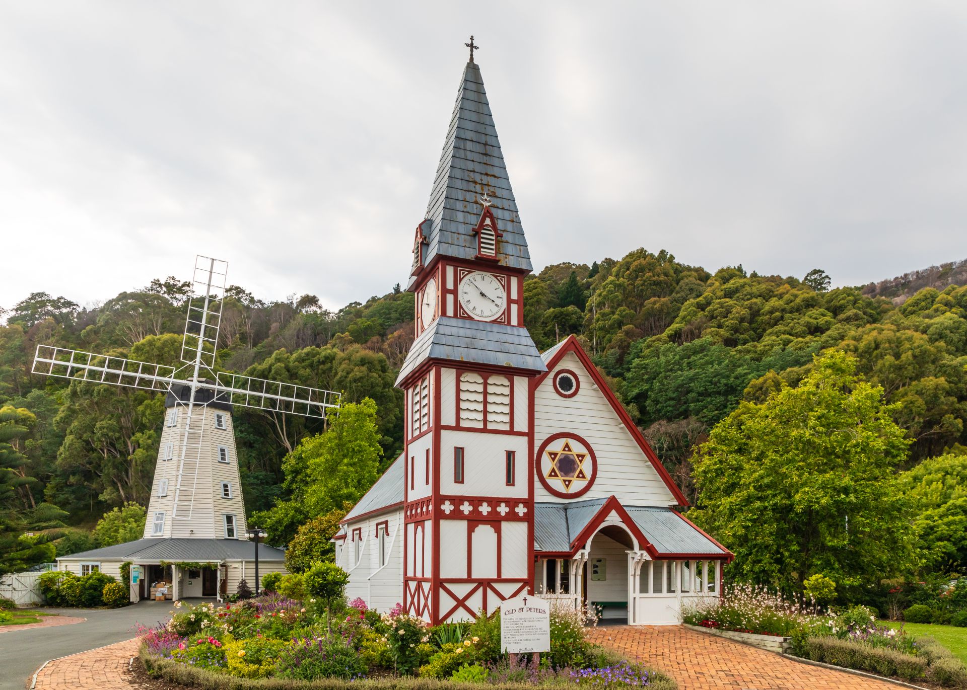 Iglesia de madera en Founders Park, Nueva Zelanda.