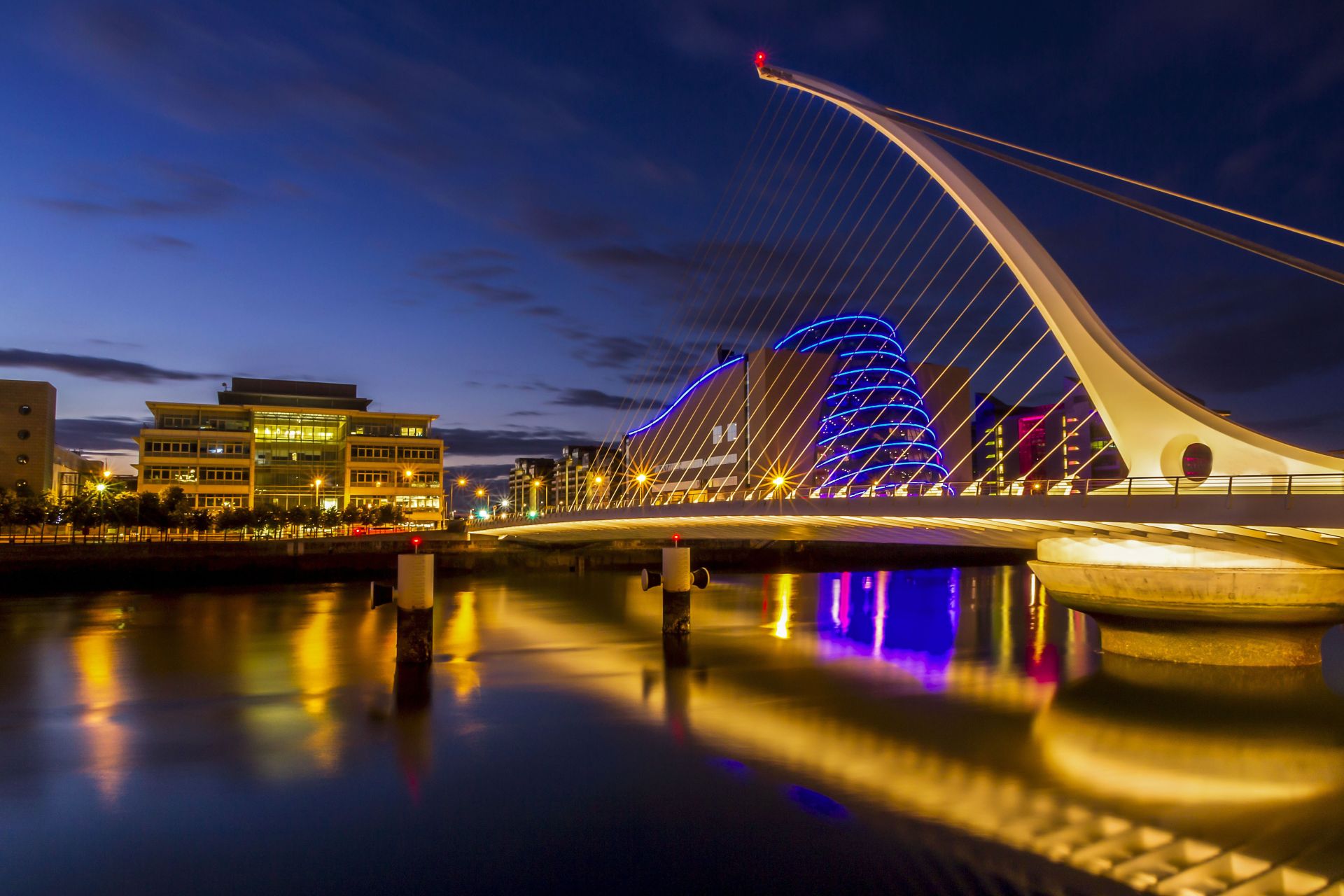 puente del arpa de la ciudad de dublín