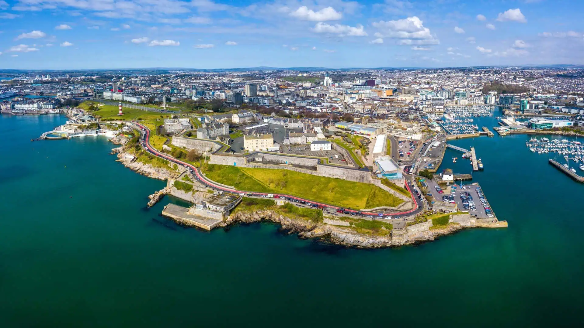 vue aerienne de la barbacane de plymouth