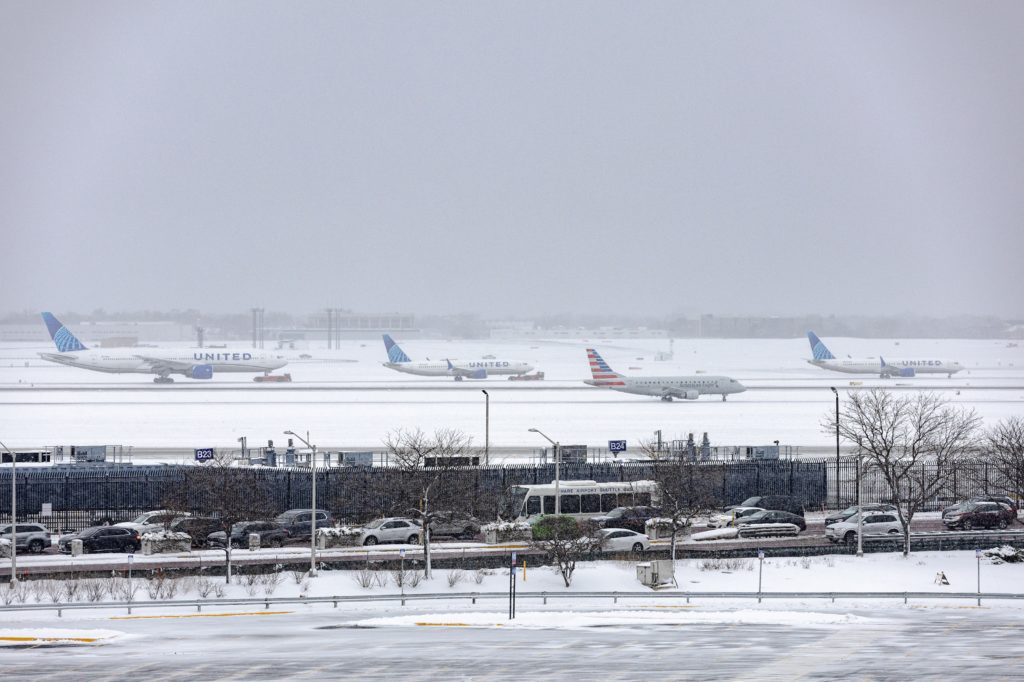 Winter Storm affecting Air TRavel