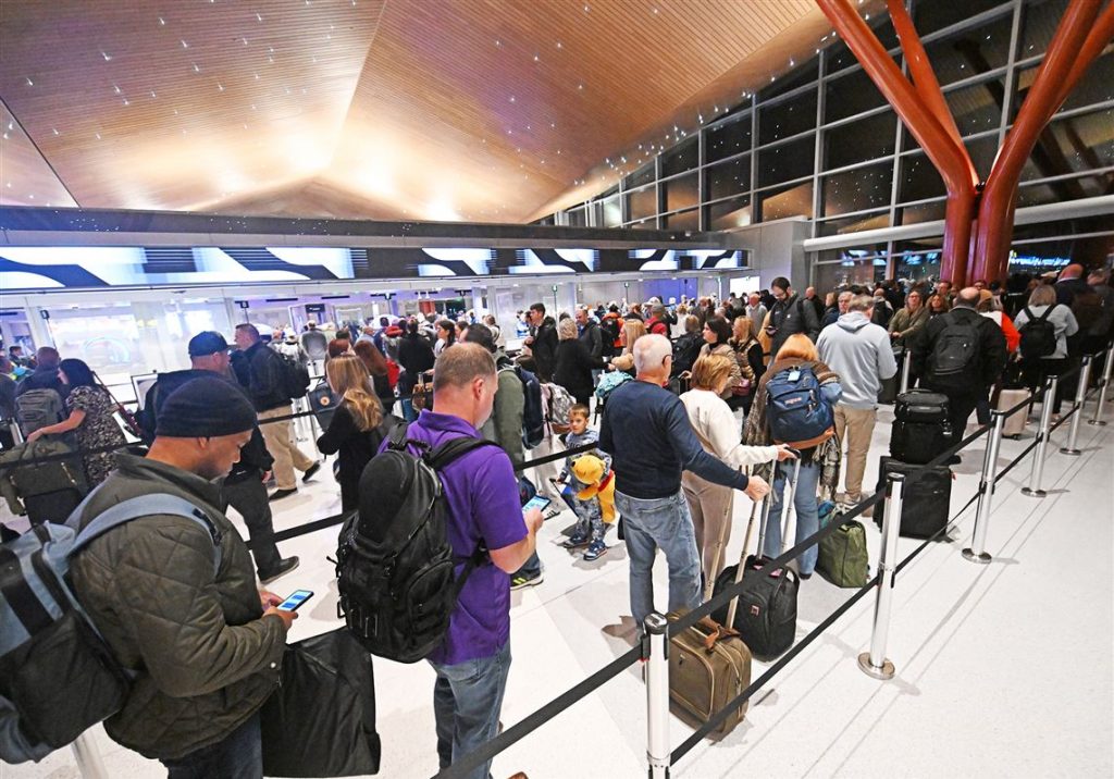 Royal Airport Concierge: Airport TSA line during Thanksgiving you can skip it with