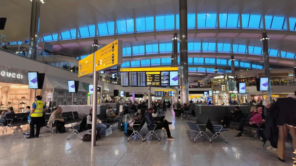 Heathrow Airport Meet and Greet Service By Royal Airport Concierge